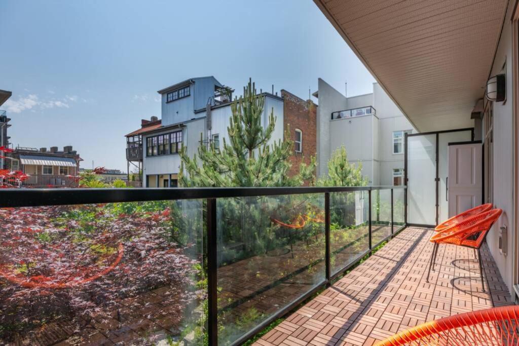 Clean 3Rd Floor Executive 1 Bedroom Apt In Old Town China Town Victoria Exterior foto